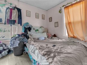 4915 2nd, Los Angeles CA 90043