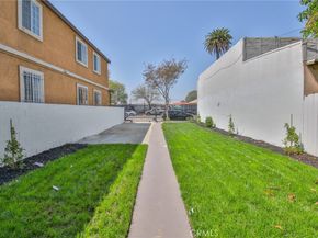 9504 S Main, Los Angeles CA 90003