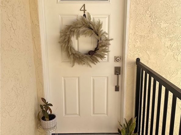 1045 E 3rd 4, Long Beach CA 90802