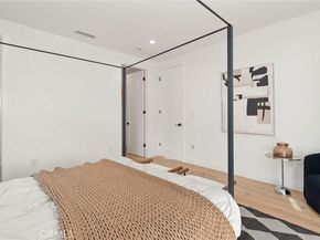 5449 S Victoria, Los Angeles CA 90043