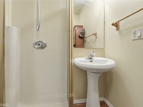 27 W Pleasant, Long Beach CA 90805