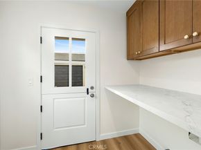 3220 W 77th Street, Los Angeles CA 90043