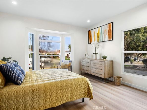 3220 W 77th Street, Los Angeles CA 90043