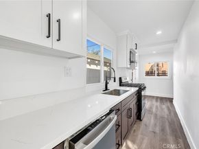 5414 3rd, Los Angeles CA 90043