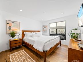171 Savona Walk, Long Beach CA 90803