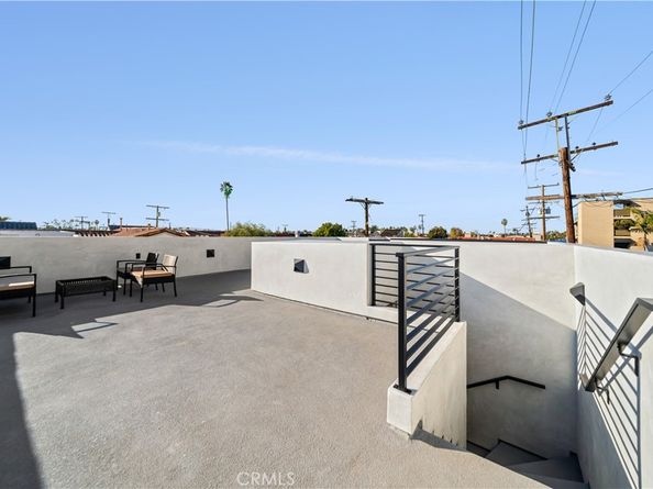 171 Savona Walk, Long Beach CA 90803