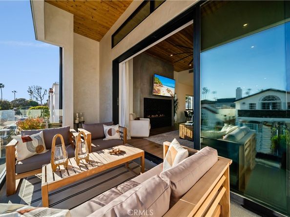 171 Savona Walk, Long Beach CA 90803