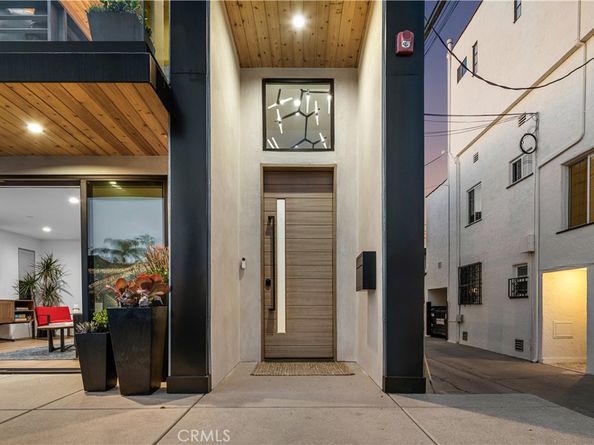 171 Savona Walk, Long Beach CA 90803