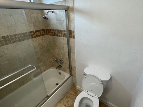 8359 Deering Avenue, Canoga Park CA 91304