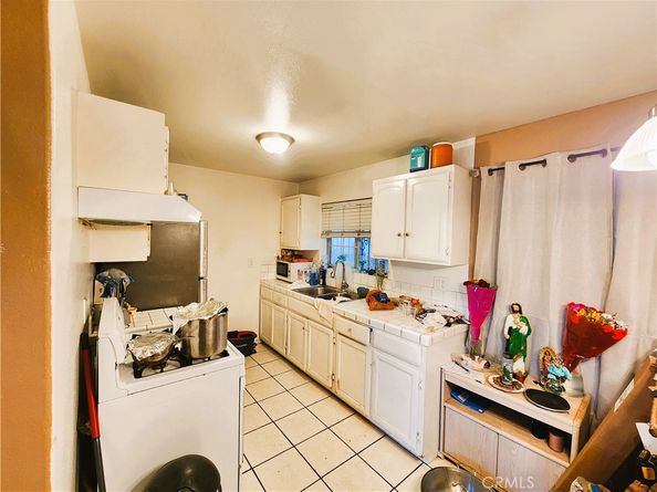 1210 W Manchester Avenue, Los Angeles CA 90044