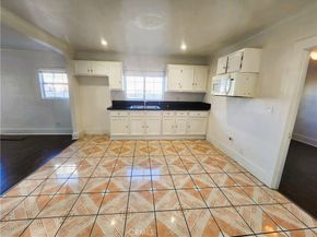 1210 W Manchester Avenue, Los Angeles CA 90044