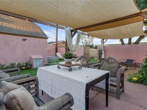 2015 San Francisco Avenue, Long Beach CA 90806