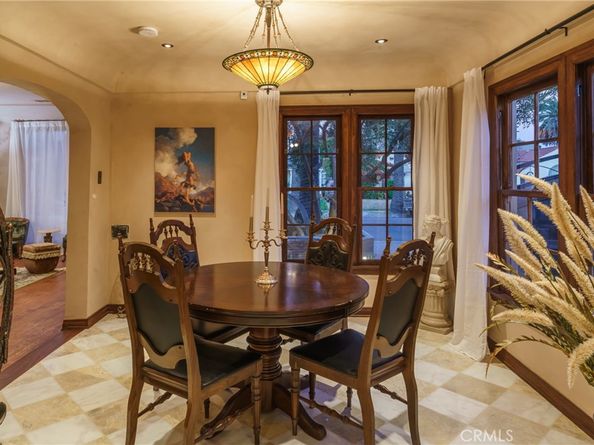 2015 San Francisco Avenue, Long Beach CA 90806