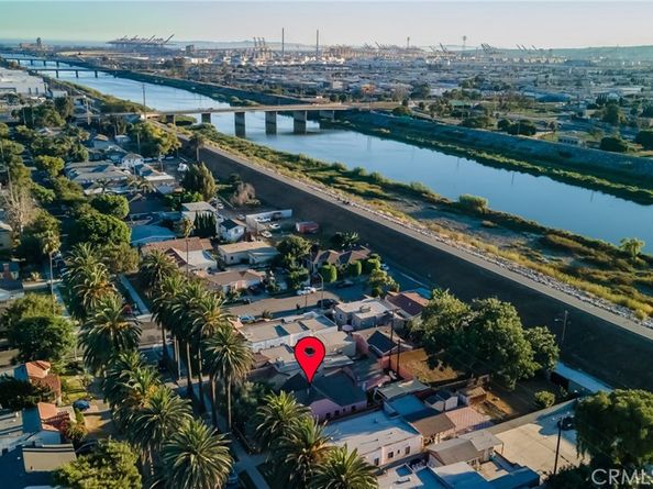 2015 San Francisco Avenue, Long Beach CA 90806