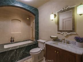 2015 San Francisco Avenue, Long Beach CA 90806