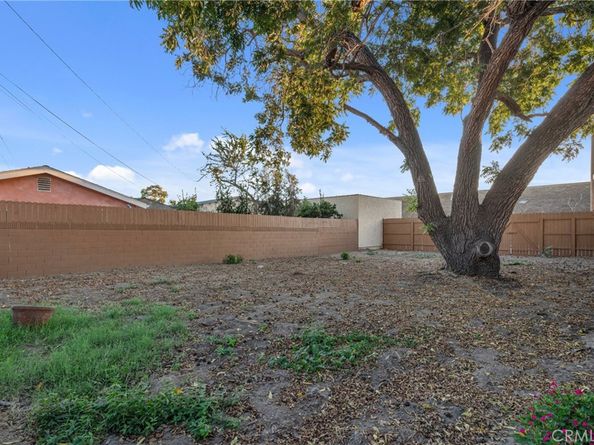 2015 San Francisco Avenue, Long Beach CA 90806