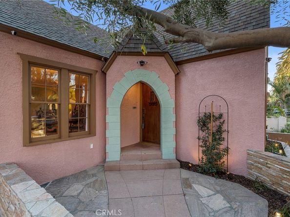 2015 San Francisco Avenue, Long Beach CA 90806