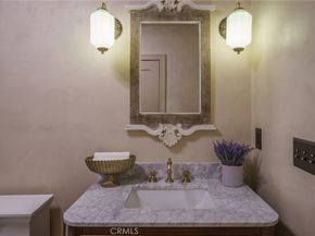 2015 San Francisco Avenue, Long Beach CA 90806