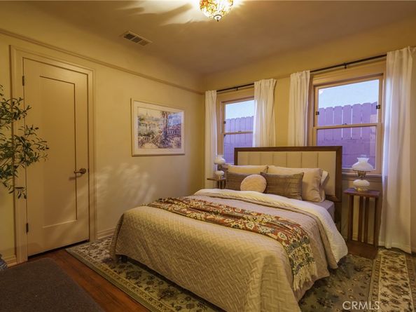 2015 San Francisco Avenue, Long Beach CA 90806