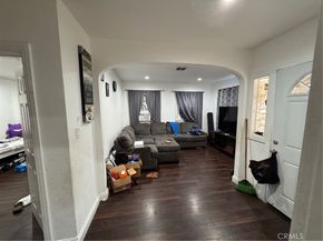 1566 Rollins, Los Angeles CA 90063