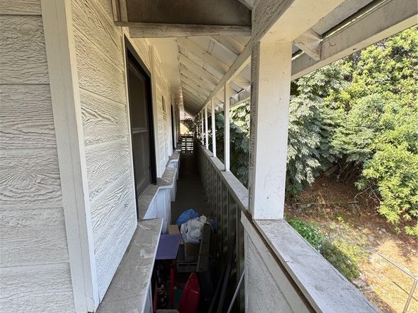 1566 Rollins, Los Angeles CA 90063