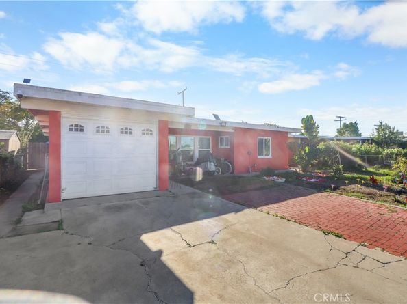 1718 W 166th St, Compton CA 90220