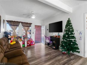 1718 W 166th St, Compton CA 90220