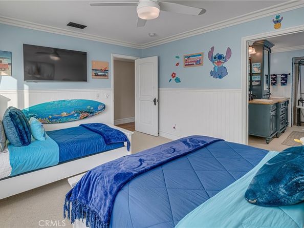 309 21st, Huntington Beach CA 92648