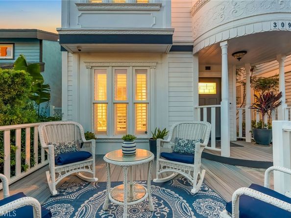309 21st, Huntington Beach CA 92648