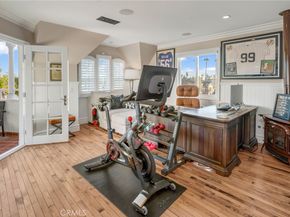 309 21st, Huntington Beach CA 92648