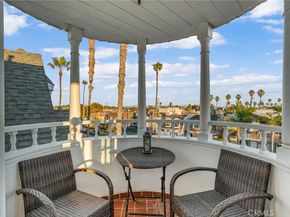 309 21st, Huntington Beach CA 92648