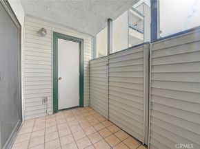 1903 Temple 104, Signal Hill CA 90755