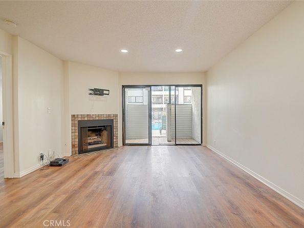 1903 Temple 104, Signal Hill CA 90755