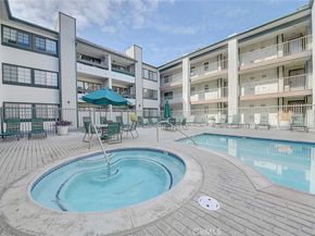 1903 Temple 104, Signal Hill CA 90755