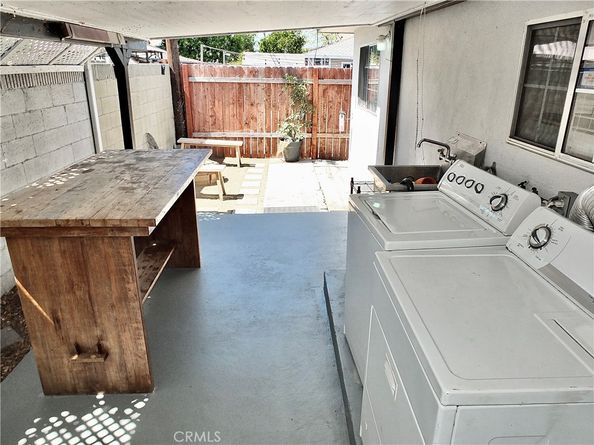 1430 E Michelson Street, Long Beach CA 90805