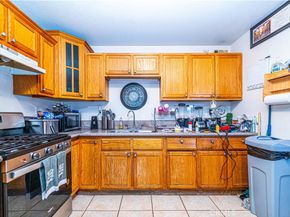 517 W 97th Street, Los Angeles CA 90044