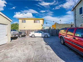 517 W 97th Street, Los Angeles CA 90044