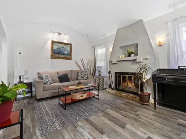 2941 Glenrose Avenue, Altadena CA 91001