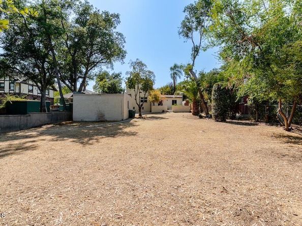 888 S Pasadena Avenue, Pasadena CA 91105