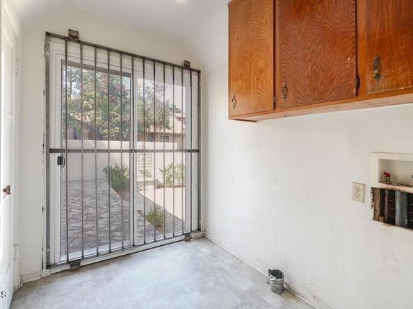 888 S Pasadena Avenue, Pasadena CA 91105