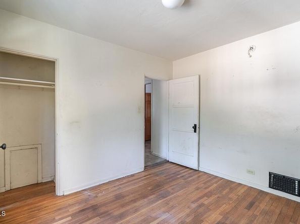 888 S Pasadena Avenue, Pasadena CA 91105