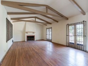 888 S Pasadena Avenue, Pasadena CA 91105