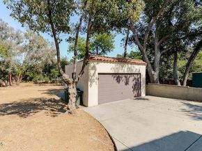 888 S Pasadena Avenue, Pasadena CA 91105