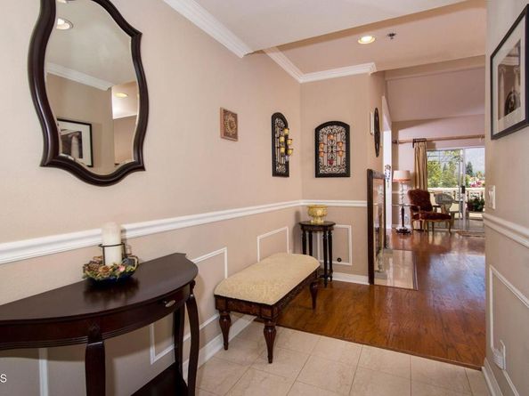 202 S Holliston Avenue 301, Pasadena CA 91106