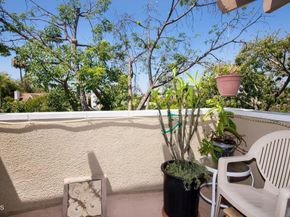 202 S Holliston Avenue 301, Pasadena CA 91106