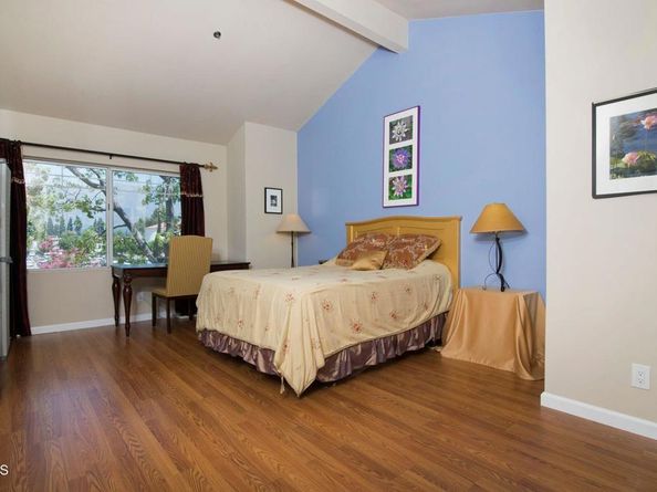 202 S Holliston Avenue 301, Pasadena CA 91106