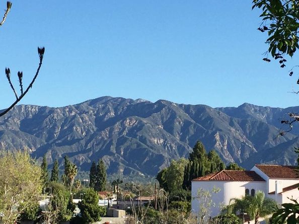 202 S Holliston Avenue 301, Pasadena CA 91106