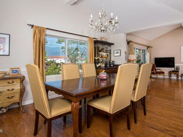 202 S Holliston Avenue 301, Pasadena CA 91106