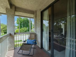 1068 S Orange Grove Boulevard, Pasadena CA 91105