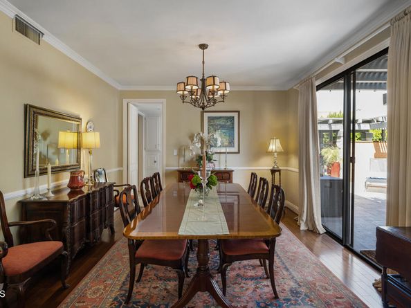 1068 S Orange Grove Boulevard, Pasadena CA 91105
